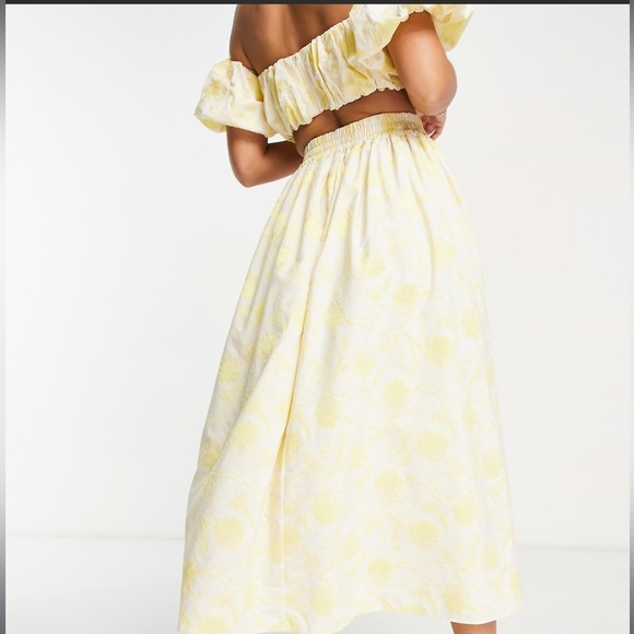 ASOS EDITION skirt with elastic waist in yellow floral jacquard and crop top Set - Picture 3 of 3